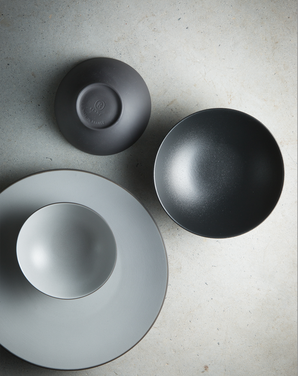 3 FEMMES ET 1 COUSSIN | Art de la table | Vaisselle – 3